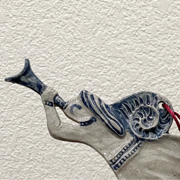 Vintage 1993 ROWE Pottery Salt Glazed Trumpet Angel Christmas Tree Ornament - Picture 5 of 10